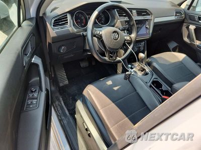 Zdjęcie 8 z 14 samochodu: 2018 VOLKSWAGEN TIGUAN SE VIN:3VV3B7AX8JM214150 - miniatura