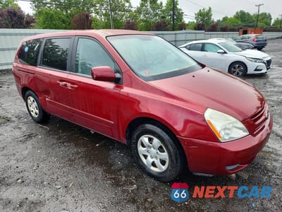 Czwarte zdjęcie samochodu z boku: 2008 KIA SEDONA LX VIN:KNDMB233486264652 - miniatura