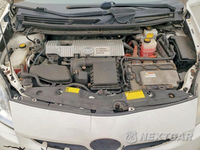 Zdjęcie 11 z 12 samochodu: 2010 TOYOTA PRIUS III VIN:JTDKN3DU5A5085026 - miniatura