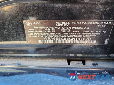 Zdjęcie 12 z 12 samochodu: 2016 BMW 320 XI VIN:WBA8E5G55GNT41620 - miniatura