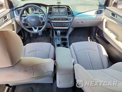 Zdjęcie 8 z 12 samochodu: 2019 HYUNDAI SONATA ECO TURBO VIN:5NPE24AA6KH775147 - miniatura