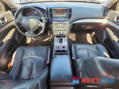 Zdjęcie 8 z 13 samochodu: 2015 INFINITI Q40 VIN:JN1CV6AP0FM501701 - miniatura
