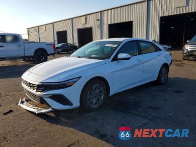2024 HYUNDAI ELANTRA SEL KMHLM4DG5RU637175 - główne zdjęcie licytacji z USA - miniatura
