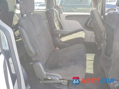 Zdjęcie 11 z 13 samochodu: 2013 DODGE GRAND CARAVAN SXT VIN:2C4RDGCG8DR523713 - miniatura