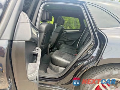 Zdjęcie 12 z 13 samochodu: 2017 PORSCHE MACAN GTS VIN:WP1AG2A51HLB56322 - miniatura