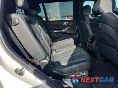 Zdjęcie 11 z 14 samochodu: 2020 BMW X7 XDRIVE40I VIN:5UXCW2C0XL9A01144 - miniatura