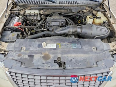 Zdjęcie 12 z 13 samochodu: 2006 FORD EXPEDITION XLT VIN:1FMPU16556LA17939 - miniatura