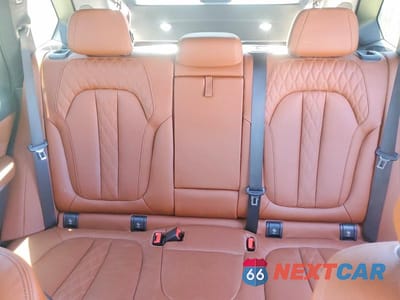 Zdjęcie 10 z 14 samochodu: 2025 BMW X5 XDRIVE50E VIN:5UX43EU00S9W94251 - miniatura