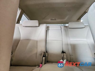 Zdjęcie 10 z 13 samochodu: 2004 TOYOTA HIGHLANDER BASE VIN:JTEEP21A940037344 - miniatura