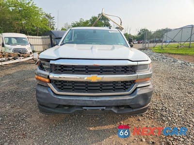 Piąte zdjęcie samochodu w środku: 2016 CHEVROLET SILVERADO K1500 VIN:1GBNKNEC8GZ178393 - miniatura