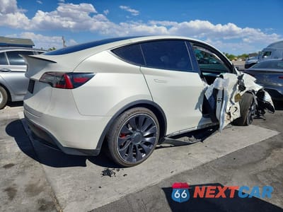 Trzecie zdjęcie samochodu z tyłu: 2022 TESLA MODEL Y VIN:7SAYGDEF6NF337545 - miniatura