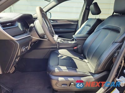 Zdjęcie 7 z 14 samochodu: 2026 JEEP GRAND CHEROKEE LIMITED VIN:1C4RJHBR0TC284005 - miniatura