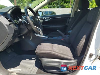 Zdjęcie 7 z 12 samochodu: 2017 NISSAN SENTRA SV VIN:3N1AB7AP9HY306699 - miniatura