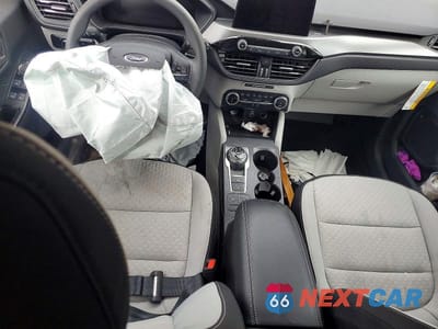 Zdjęcie 8 z 13 samochodu: 2025 FORD ESCAPE ACTIVE VIN:1FMCU0GN2SUA70139 - miniatura