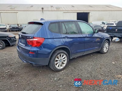 Trzecie zdjęcie samochodu z tyłu: 2013 BMW X3 VIN:5UXWX9C52D0A09906 - miniatura