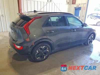 Trzecie zdjęcie samochodu z tyłu: 2024 KIA NIRO WIND VIN:KNDCR3L18R5115888 - miniatura