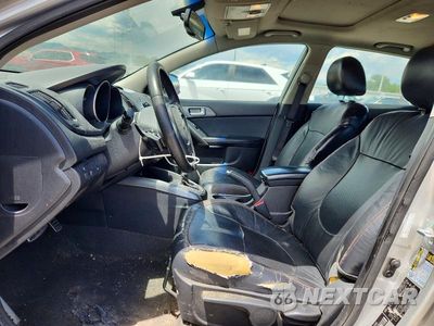Zdjęcie 7 z 13 samochodu: 2011 KIA FORTE SX VIN:KNAFW5A38B5410885 - miniatura
