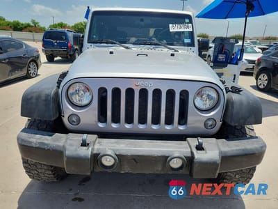 Piąte zdjęcie samochodu w środku: 2010 JEEP WRANGLER SPORT VIN:1J4AA2D10AL167632 - miniatura