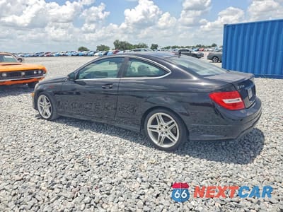 Drugie zdjęcie samochodu z przodu: 2015 MERCEDES-BENZ C 250 VIN:WDDGJ4HB3FG415988 - miniatura