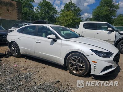 Czwarte zdjęcie samochodu z boku: 2021 HYUNDAI SONATA SEL VIN:5NPEL4JA5MH100907 - miniatura