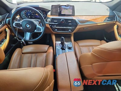 Zdjęcie 8 z 12 samochodu: 2019 BMW 530 I VIN:WBAJA5C54KWA58084 - miniatura