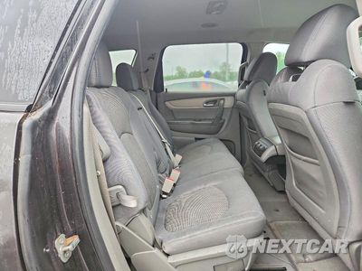 Zdjęcie 11 z 13 samochodu: 2017 CHEVROLET TRAVERSE LS VIN:1GNKVFKD3HJ268258 - miniatura