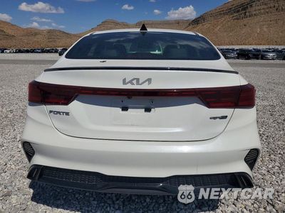 Zdjęcie 6 z 12 samochodu: 2024 KIA FORTE GT LINE VIN:3KPF54AD5RE707359 - miniatura