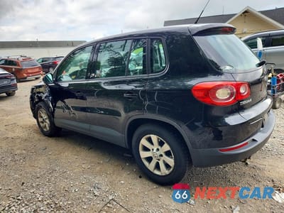 Drugie zdjęcie samochodu z przodu: 2009 VOLKSWAGEN TIGUAN S VIN:WVGAV75N49W512367 - miniatura