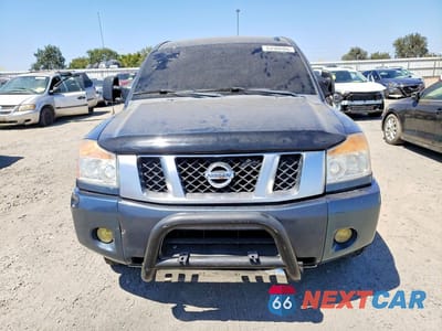 Piąte zdjęcie samochodu w środku: 2013 NISSAN TITAN SV VIN:1N6AA0EC5DN309957 - miniatura
