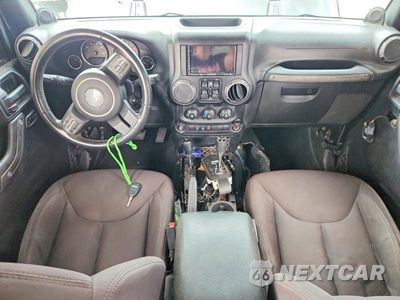 Zdjęcie 8 z 12 samochodu: 2013 JEEP WRANGLER UNLIMITED SPORT VIN:1C4HJWDG4DL698045 - miniatura