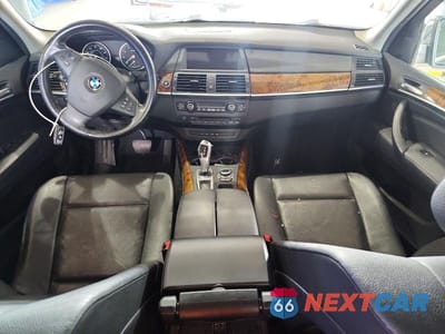 Zdjęcie 8 z 13 samochodu: 2013 BMW X5 XDRIVE35I VIN:5UXZV4C52D0B23149 - miniatura