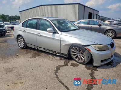 Czwarte zdjęcie samochodu z boku: 2011 BMW 328 I VIN:WBAPH7G51BNM56030 - miniatura