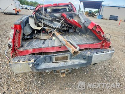 Zdjęcie 6 z 12 samochodu: 2014 GMC SIERRA K2500 SLT VIN:1GT121CG9EF175249 - miniatura