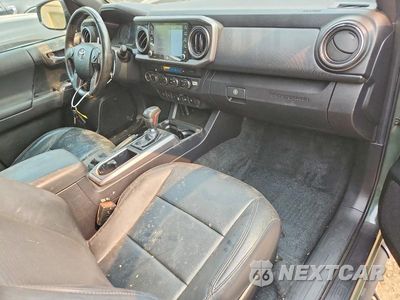 Zdjęcie 8 z 12 samochodu: 2021 TOYOTA TACOMA TRD OFF-ROAD VIN:3TMDZ5BNXMM117827 - miniatura
