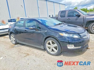 Czwarte zdjęcie samochodu z boku: 2013 CHEVROLET VOLT VIN:1G1RA6E43DU102189 - miniatura