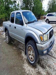 Czwarte zdjęcie samochodu z boku: 2002 TOYOTA TACOMA DOUBLE CAB PRERUNNER VIN:5TEGM92N92Z104487 - miniatura