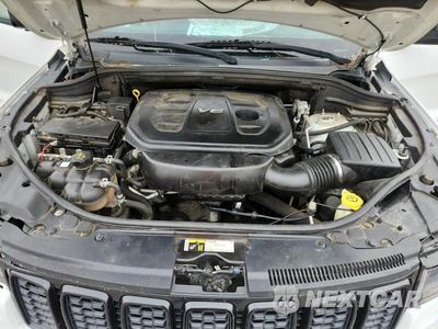 Zdjęcie 12 z 13 samochodu: 2018 JEEP GRAND CHEROKEE LAREDO VIN:1C4RJFAG1JC352412 - miniatura