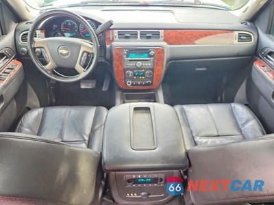 Zdjęcie 8 z 13 samochodu: 2012 CHEVROLET TAHOE K1500 LT VIN:1GNSKBE09CR160568 - miniatura