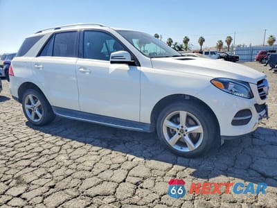 Czwarte zdjęcie samochodu z boku: 2018 MERCEDES-BENZ GLE 350 VIN:4JGDA5JB2JB148518 - miniatura