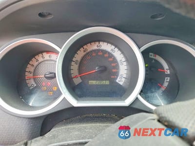 Zdjęcie 9 z 12 samochodu: 2015 TOYOTA TACOMA V6 VIN:3TMLU4EN5FM182619 - miniatura