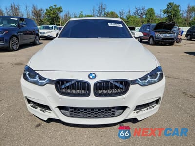 Piąte zdjęcie samochodu w środku: 2015 BMW 328 XI VIN:WBA3B3G58FNR89183 - miniatura