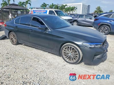 Czwarte zdjęcie samochodu z boku: 2019 BMW 530 XI VIN:WBAJA7C52KWW47353 - miniatura