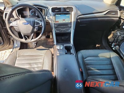 Zdjęcie 8 z 12 samochodu: 2017 FORD FUSION SE VIN:3FA6P0T99HR310326 - miniatura