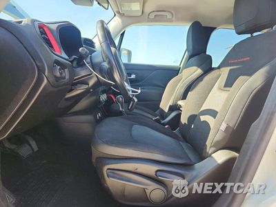 Zdjęcie 7 z 12 samochodu: 2016 JEEP RENEGADE TRAILHAWK VIN:ZACCJBCT3GPC45990 - miniatura