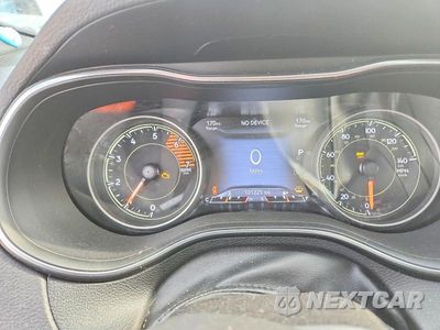 Zdjęcie 9 z 13 samochodu: 2021 JEEP CHEROKEE LIMITED VIN:1C4PJMDN3MD161241 - miniatura
