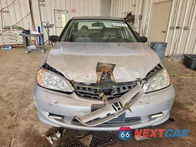 Piąte zdjęcie samochodu w środku: 2004 HONDA CIVIC DX VP VIN:1HGES16314L009318 - miniatura