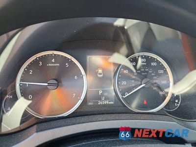 Zdjęcie 9 z 12 samochodu: 2021 LEXUS IS 300 VIN:JTHA81F29M5045358 - miniatura