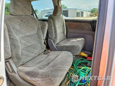 Zdjęcie 11 z 14 samochodu: 2004 HONDA ODYSSEY EX VIN:5FNRL18814B084660 - miniatura