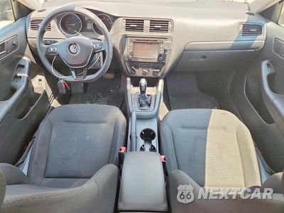 Zdjęcie 8 z 12 samochodu: 2015 VOLKSWAGEN JETTA BASE VIN:3VW2K7AJ5FM327886 - miniatura