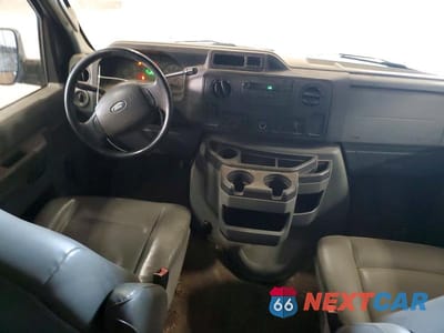 Zdjęcie 8 z 12 samochodu: 2010 FORD ECONOLINE E350 SUPER DUTY VAN VIN:1FTSE3EL2ADA88381 - miniatura